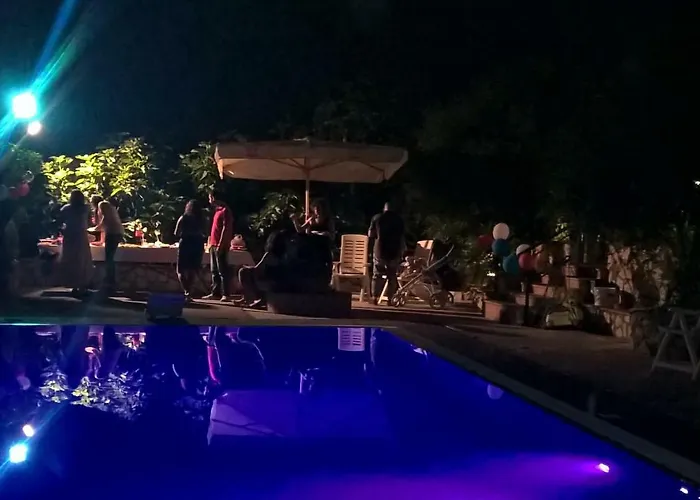 לינה וארוחת בוקר Tetto *